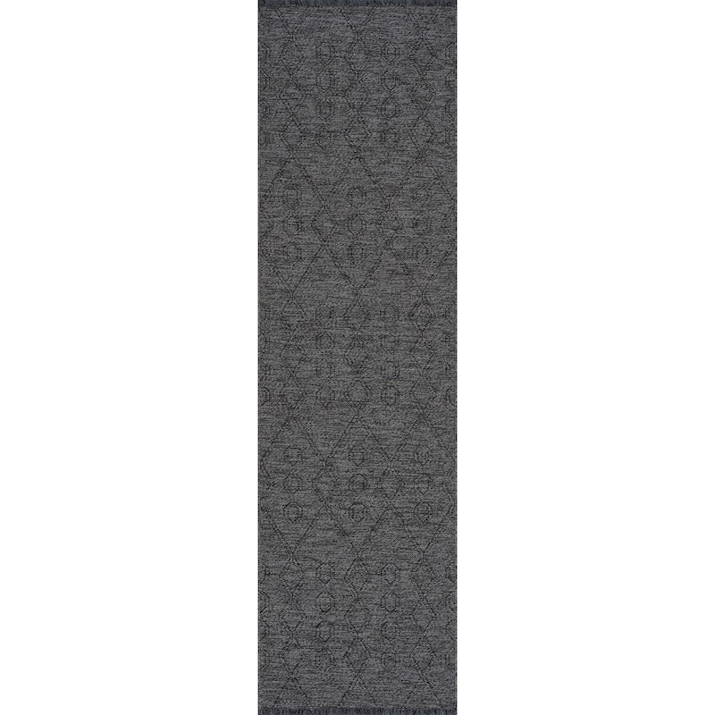 Alameda Solid Color Geometric Machine Washable Indoor Area Rug