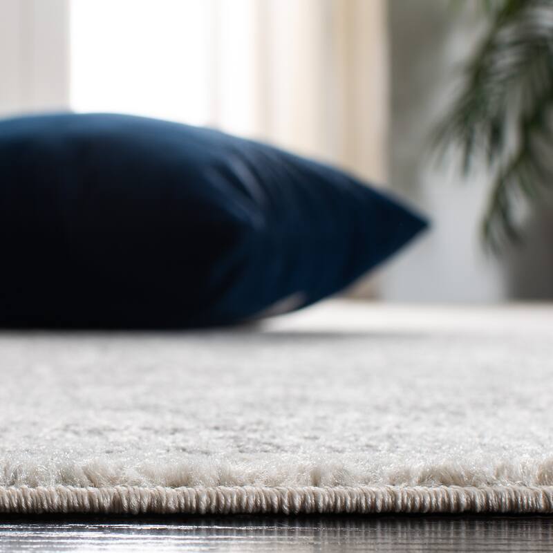 SAFAVIEH Evoke Quinn Vintage Distressed Rug