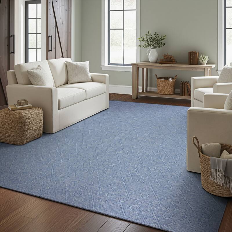 Alameda Solid Color Geometric Machine Washable Indoor Area Rug