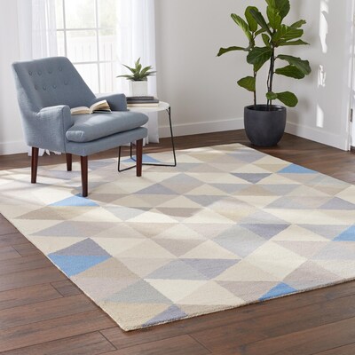 extra 15% off,Select Rugs*