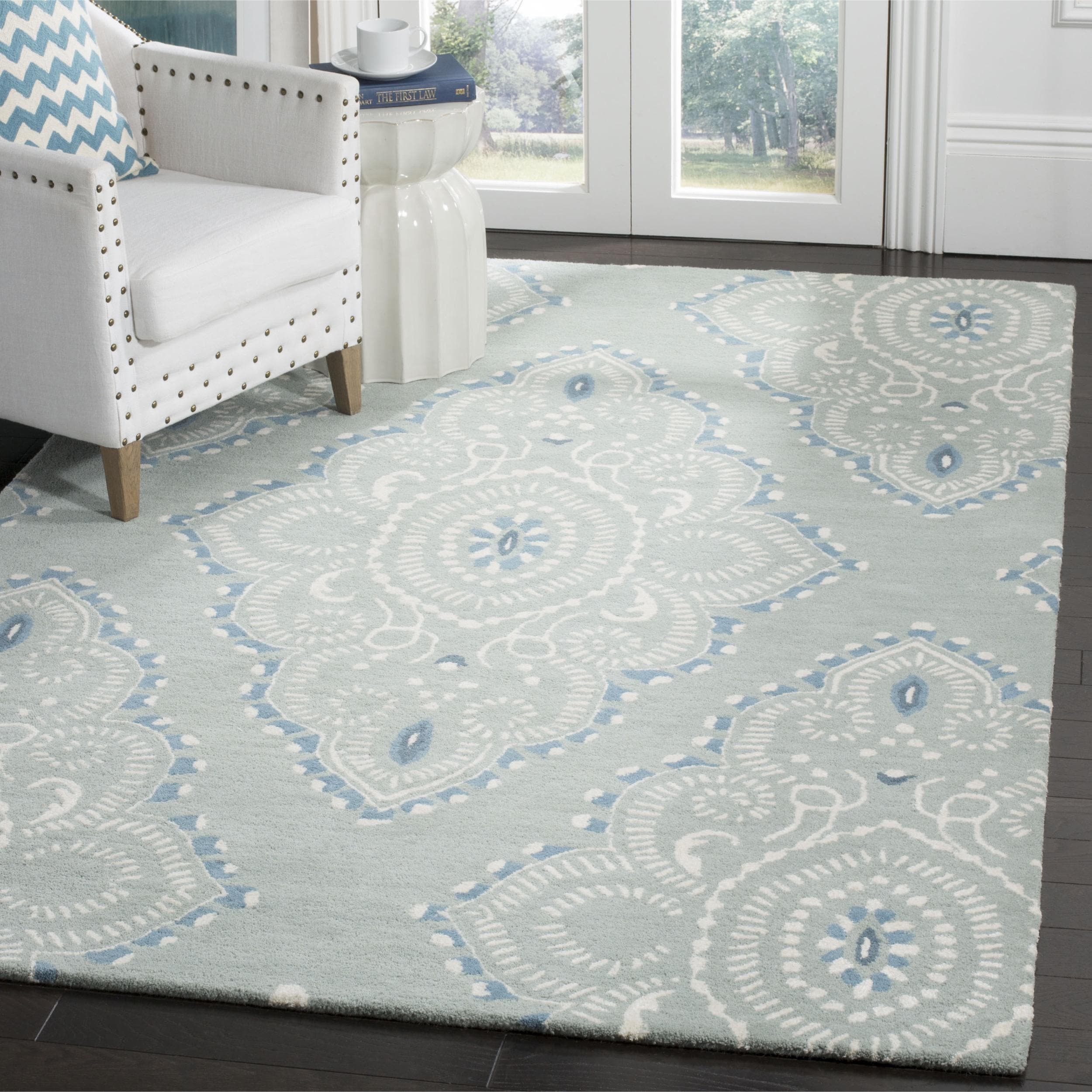 save an extra 20% on Select Rugs*