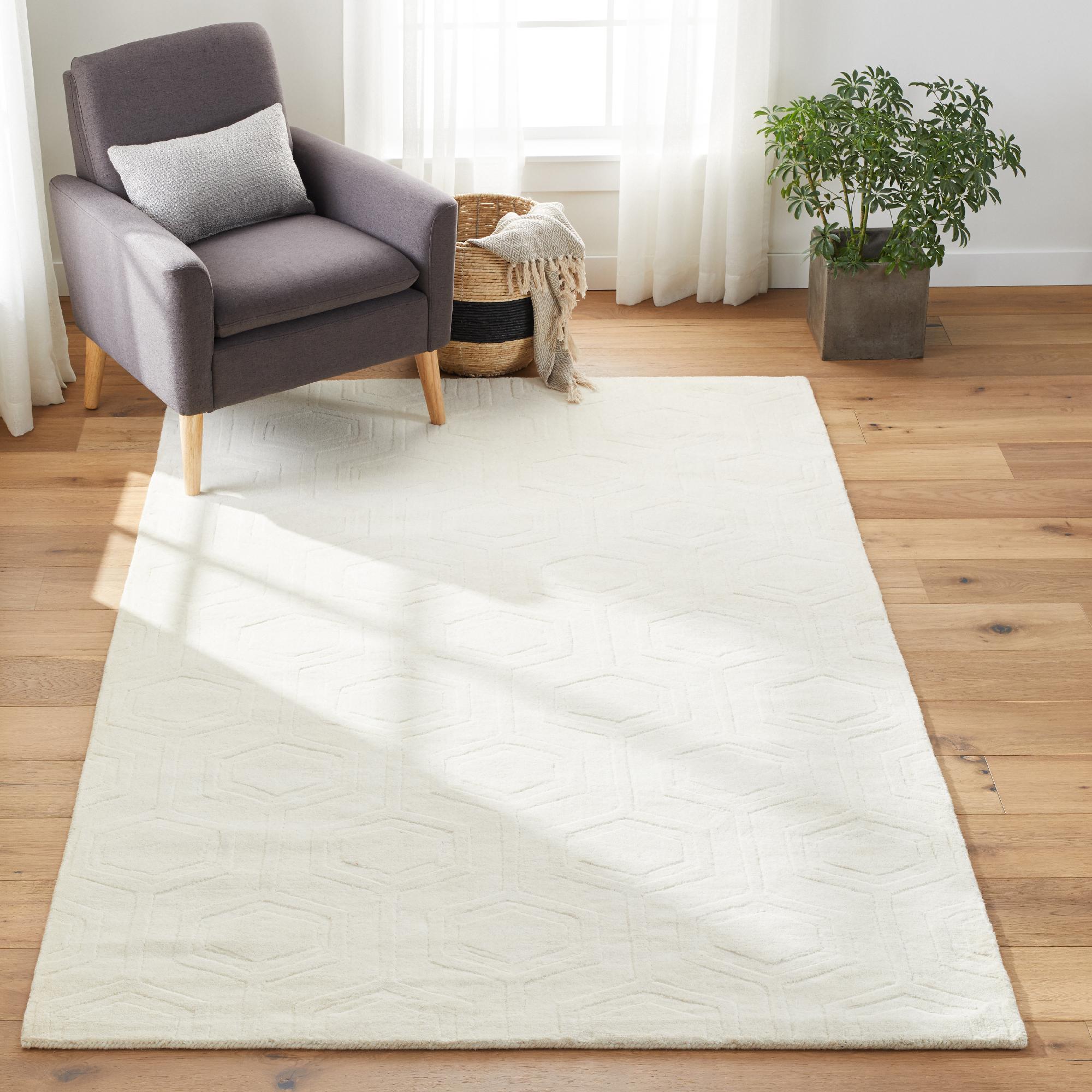 save an extra 20% on Select Rugs*