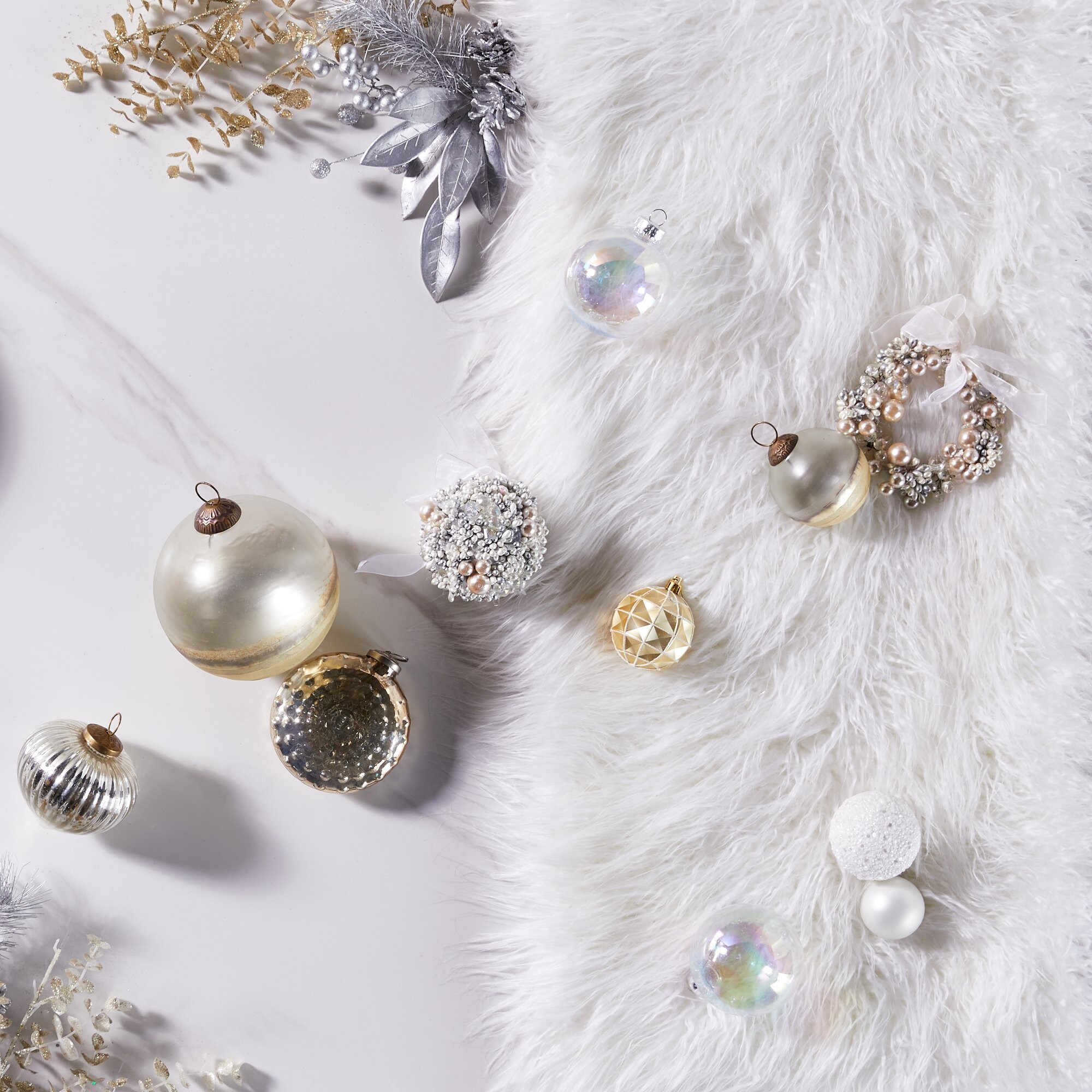 save an extra 10% on Select Holiday*