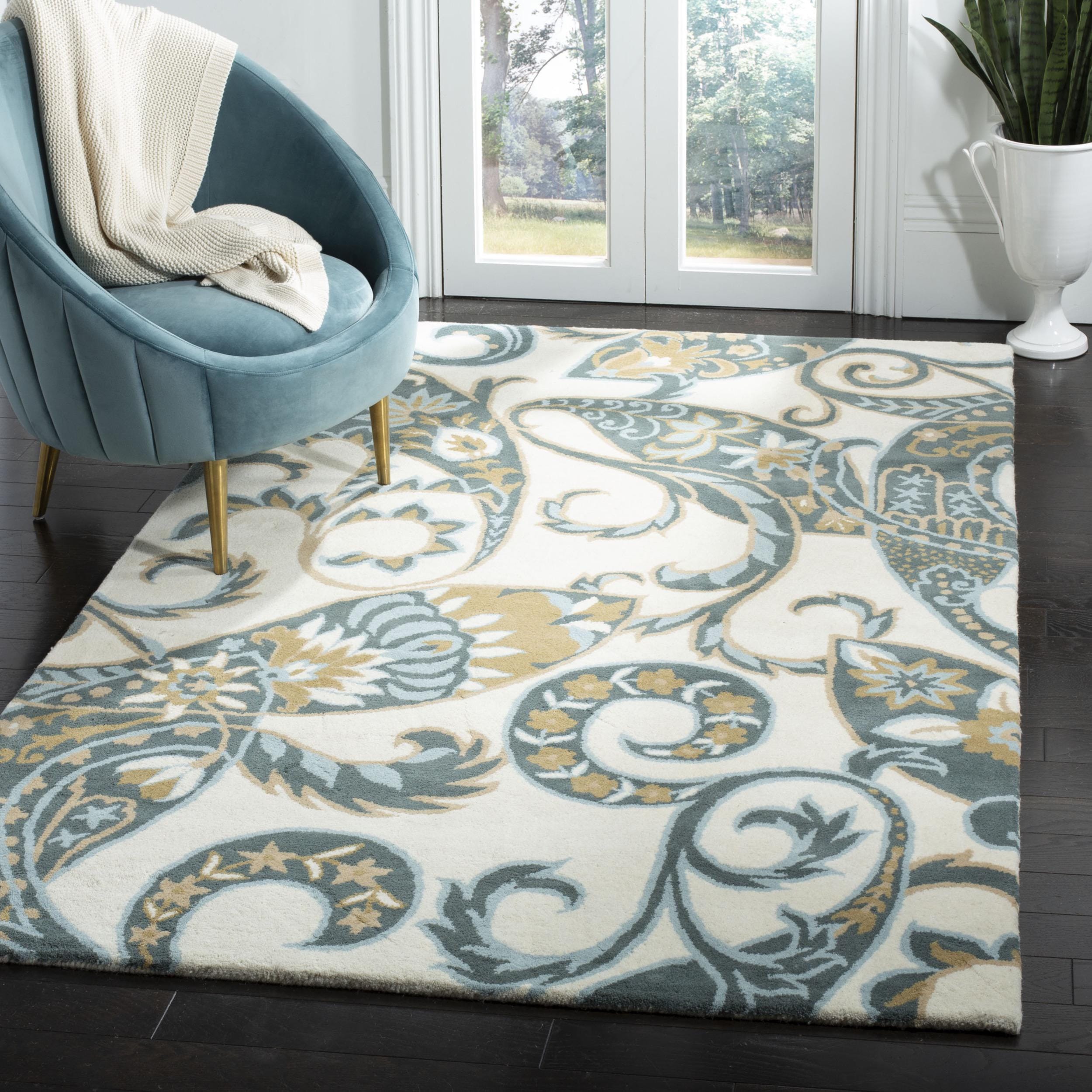save an extra 20% on Select Rugs*