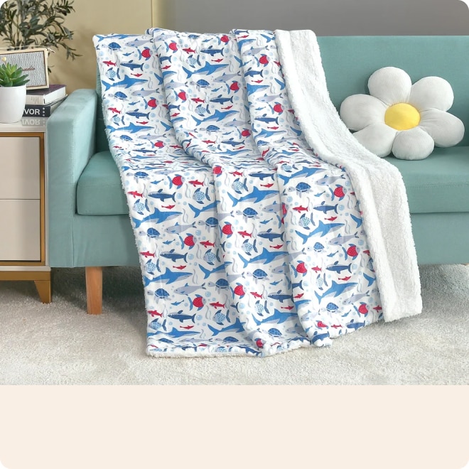 Throws & Blankets