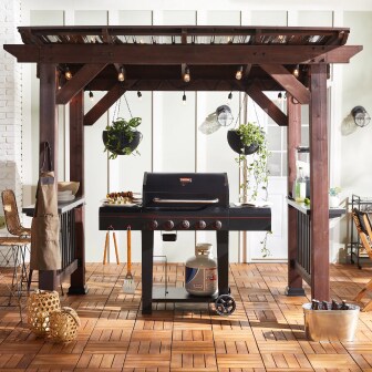 Grills & Outdoor Cooking