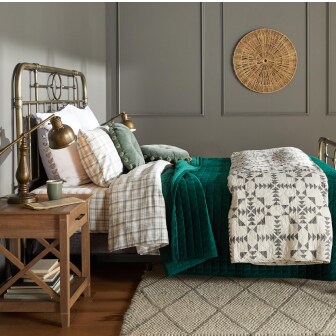Shop Quilts and Bedspreads​