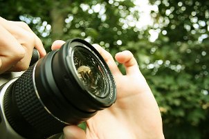 How to Use a Digital SLR Camera  