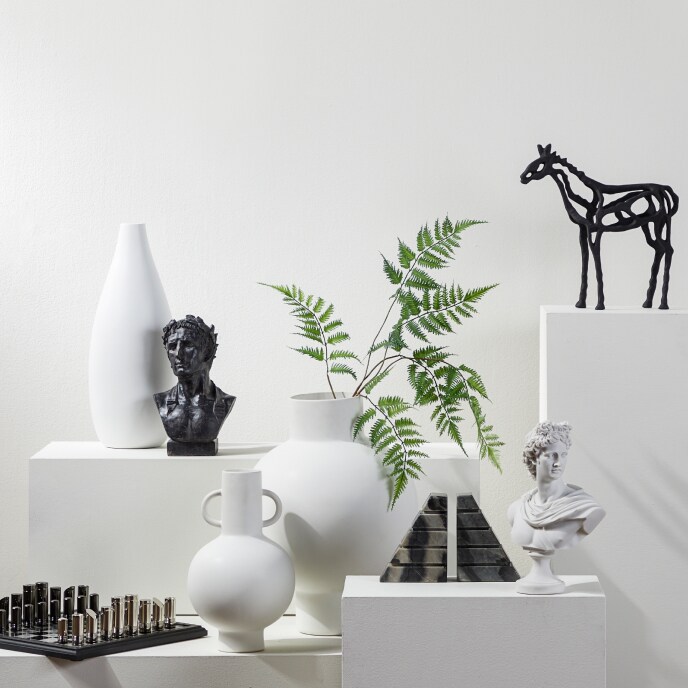 Up to 25% offSelect Decor*