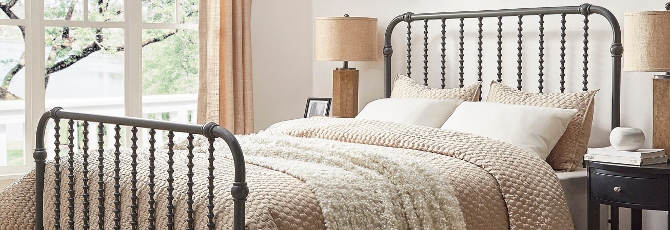 Metal Bedroom Furniture For Less Metal Bedroom Furniture Guide