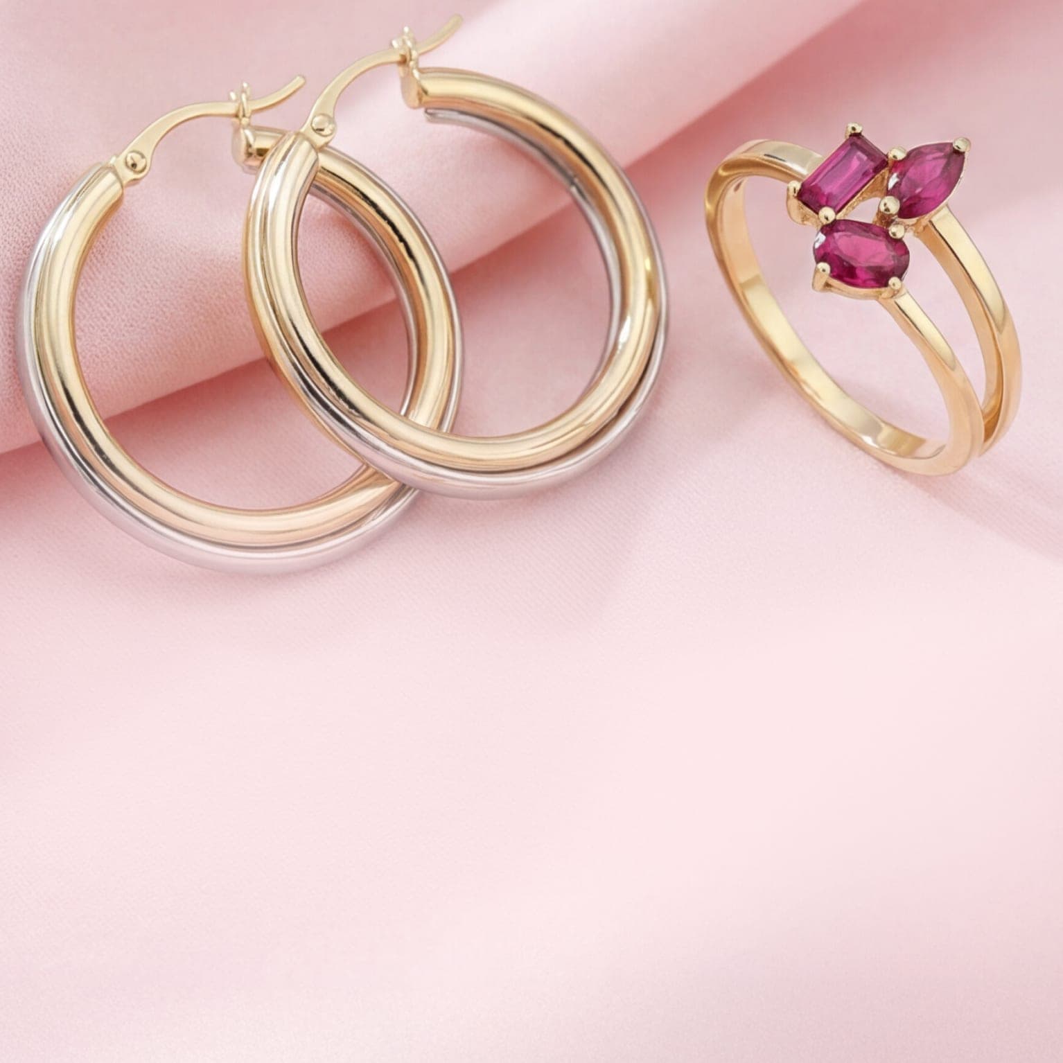 Jewelry and watches up to 60% off*. Everyday jewelry box upgrades. Save Now.