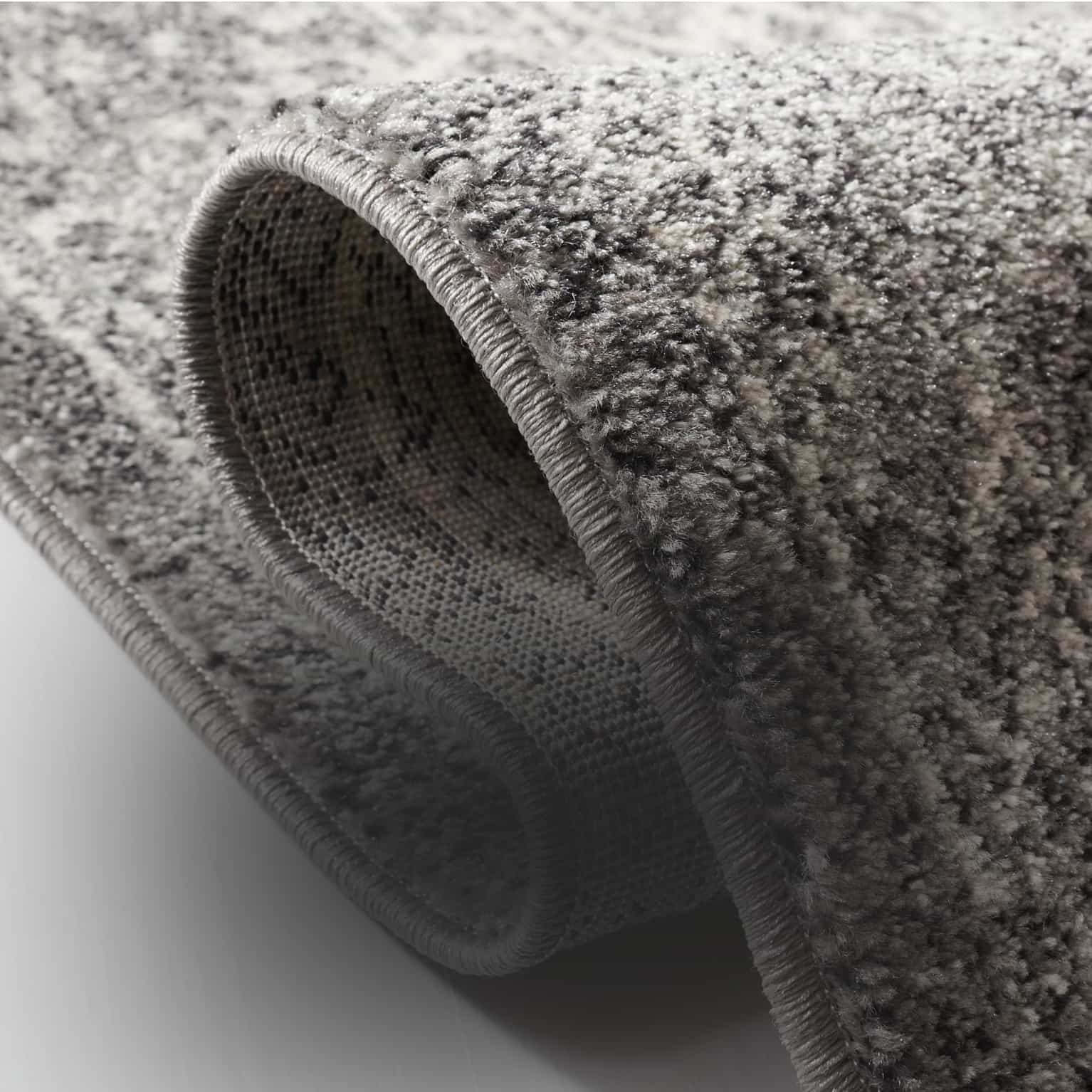 Top rug deals won't last. Safavieh New York. Save Now.