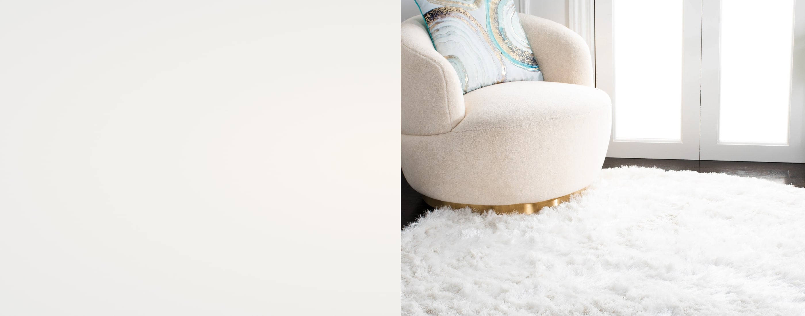 Exclusive rug and patio sale. Safavieh New York. Save Now.