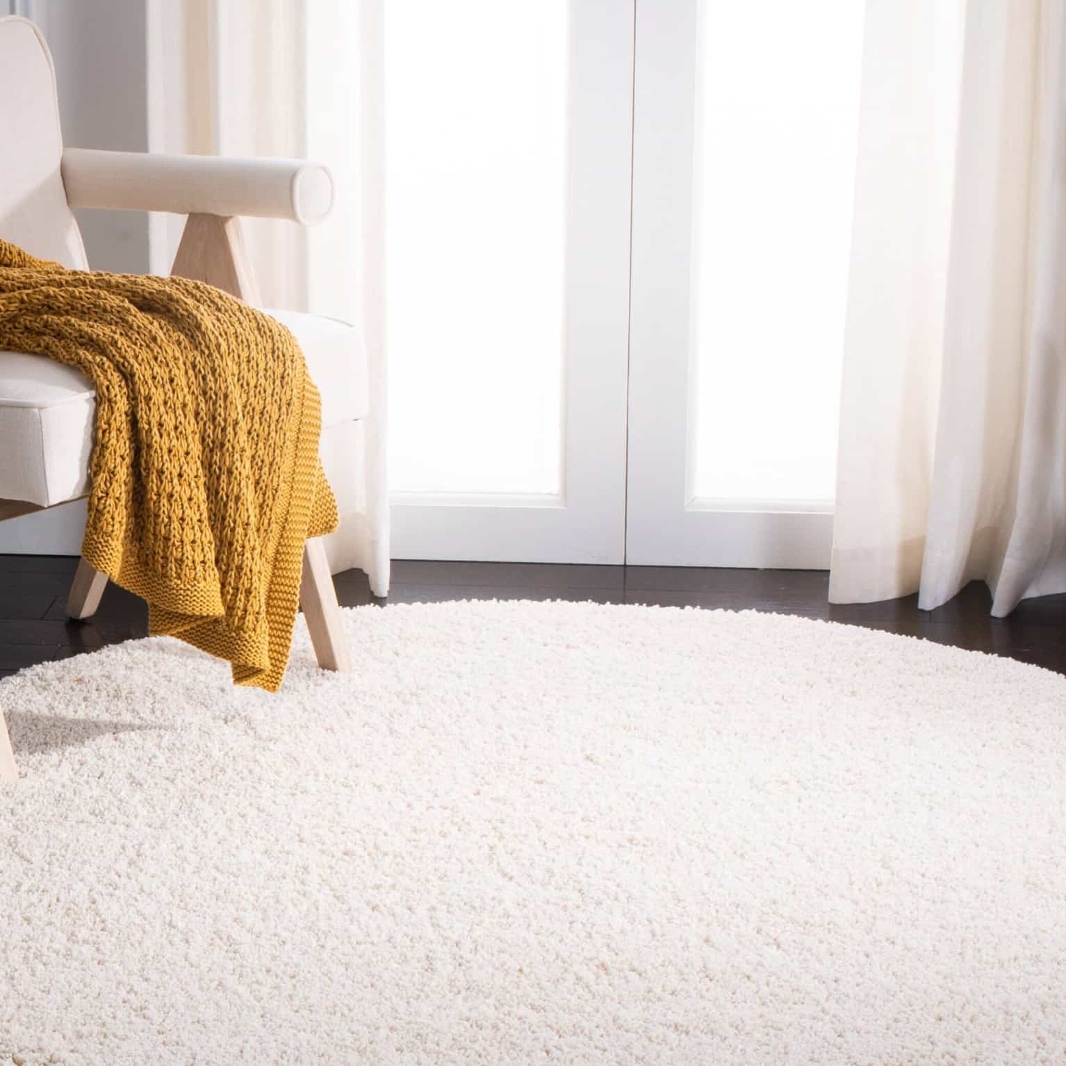 Safavieh New York. don't miss these rug deals. Save Now.