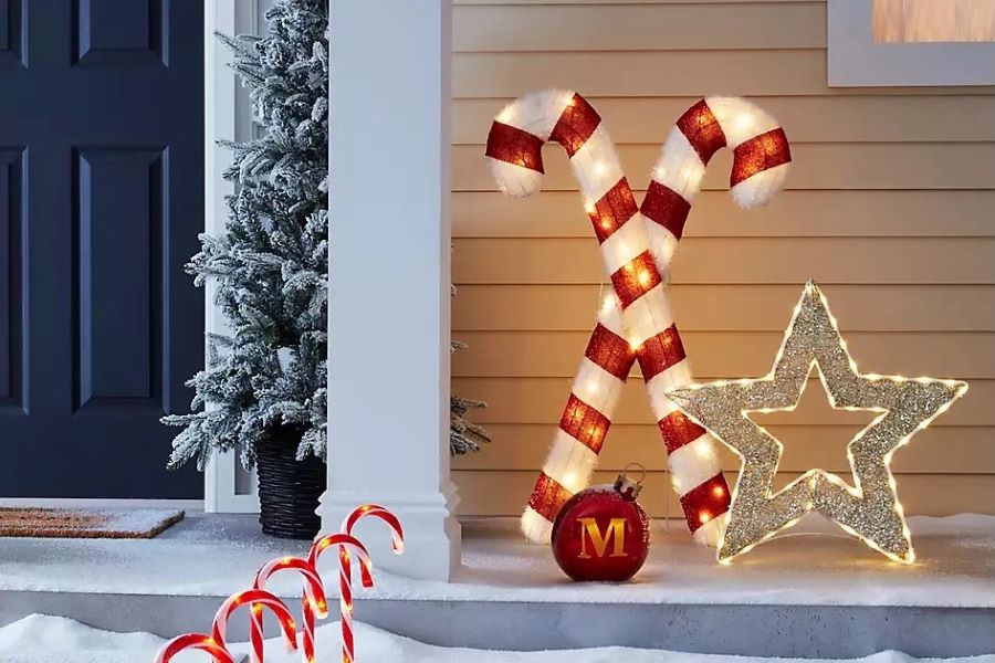 Candy Cane Yard Decor