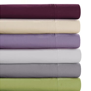 What is Egyptian Cotton? Stack of Egyptian cotton sheets